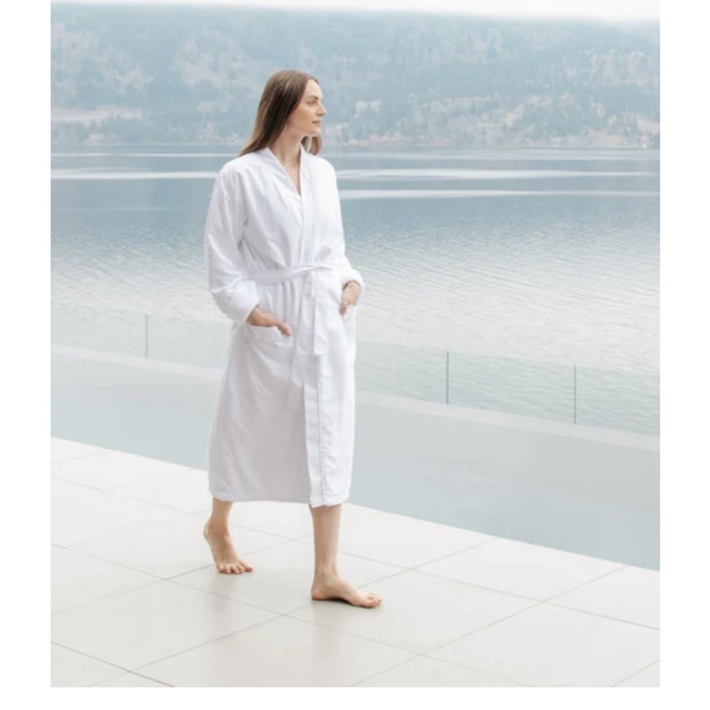 Four Seasons Spa Robe